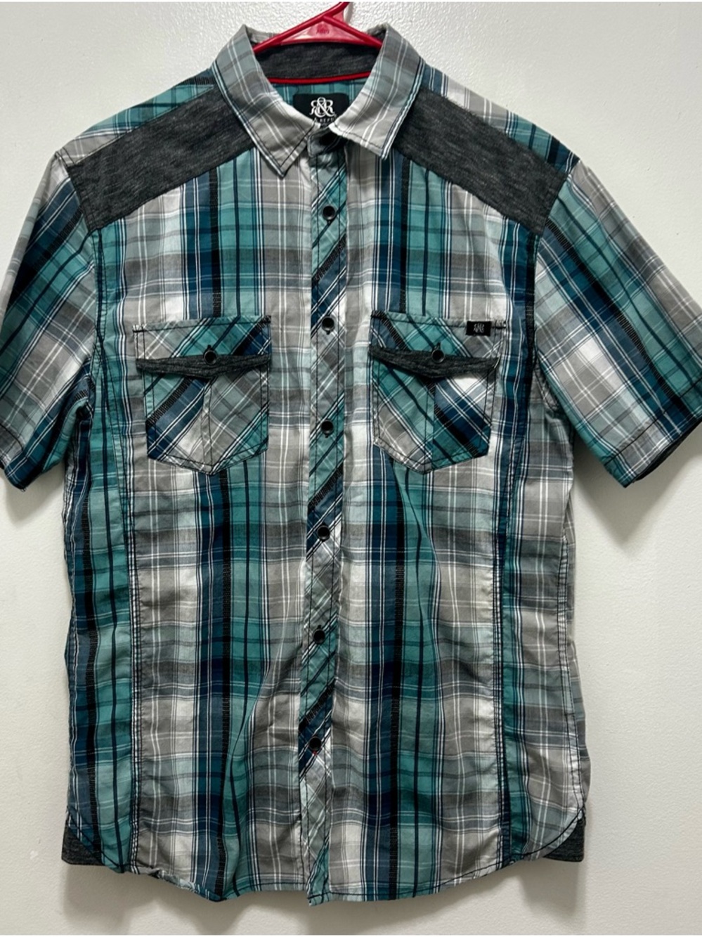 Rock & Republic‎ Teal and Gray Plaid Short-Sleeve Button-Down